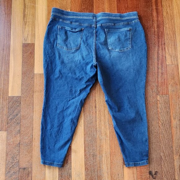 Terra & Sky Blue Faded Stretch Waist Plus Size Jeans Size 3X - Picture 10 of 11